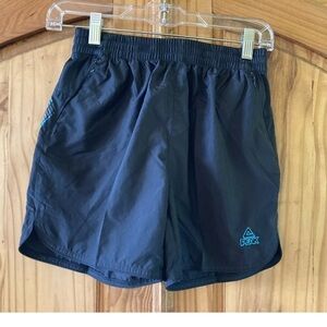 Boys Peak black blue athletic running shorts size L - NWT